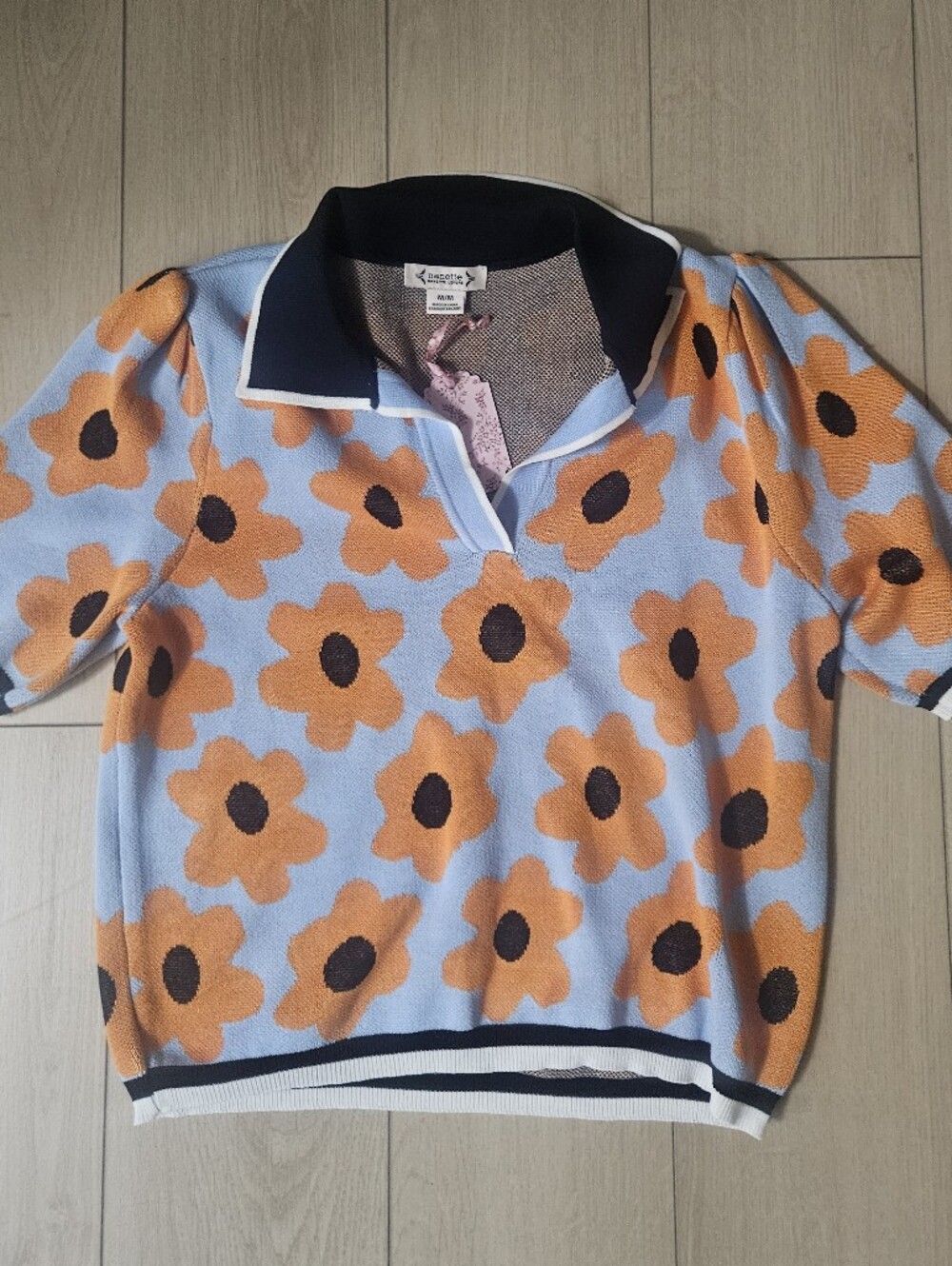 Nanette Lepore Blue Flower Meduim Blouse NWT - Picture 4 of 10